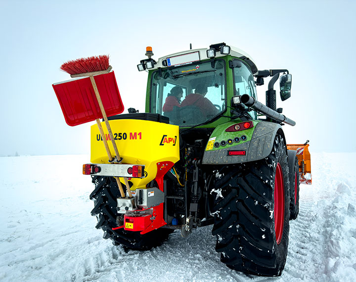 APV Produkte Winterdienststreuer Salzstreuer Splitstrauer