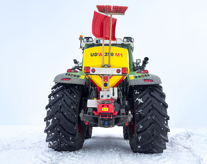 APV Produkte Winterdienststreuer für Salz oder Split