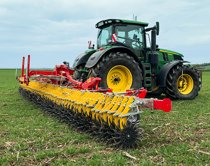 APV Striegeltechnik Rollhacke für mechanische Beikrautbekämpfung und Krusten brechen