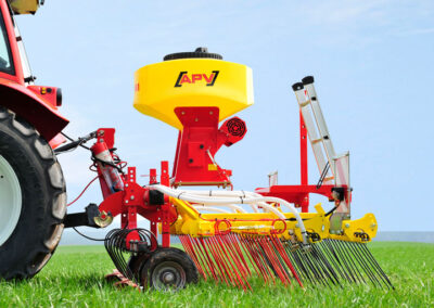 APV Produkte für Grünlandpflege und Grünlandtechnik - Grünlandstriegel