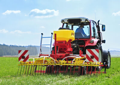 APV Produkte für Grünlandpflege und Grünlandtechnik - Grünlandstriegel