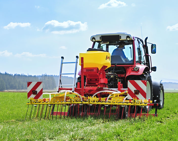 APV Produkte für Grünlandpflege und Grünlandtechnik - Grünlandstriegel