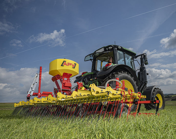 APV Produkte für Grünlandpflege und Grünlandtechnik - Grünlandstriegel