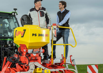 APV Grünlandpflege Nachsaatsystem Grünlandprofi inklusive Befülltreppe für Pneumatisches Sägerät