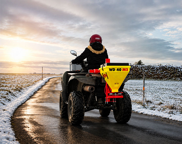 04-apv-world-sätechnik-winterdienst-streuer APV Produkte | Winterdienst | Winterdienst Streuer für Salz und Split