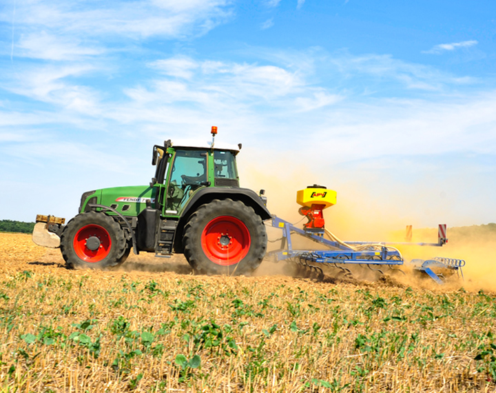 02-apv-pflanzenschutz-pneumatisches-saegeraet-fuer-duenger-ps200d APV Pflanzenschutz Sägeräte: Pneumatische Sägeräte und Streuer für Dünger und Mikrogranulate mit 200 Liter Fassungsvolumen