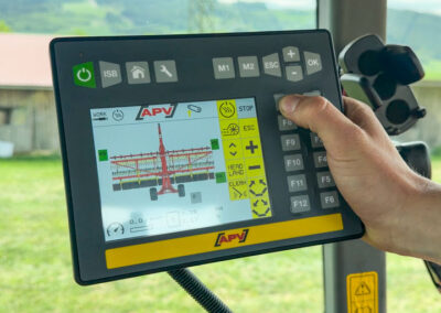 APV Bedienterminals für Sägeräte und Streuer: Profi Control für Isobusfähige Geräte ohne Isobus-Traktor