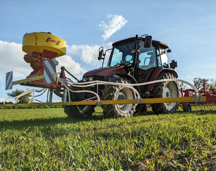 05-apv-pflanzenschutz-pneumatisches-saegeraet-fuer-duenger-ps200d APV Pflanzenschutz Sägeräte: Pneumatische Sägeräte und Streuer für Dünger und Mikrogranulate mit 200 Liter Fassungsvolumen