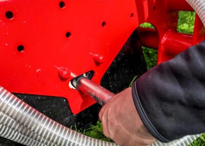 APV | Carrier systems APV Trägersysteme für Frontanwendung: Front Frame Trägergerät mit werkzeuglos montierbarem 600 kg Gewicht - Demontage Schritt 4